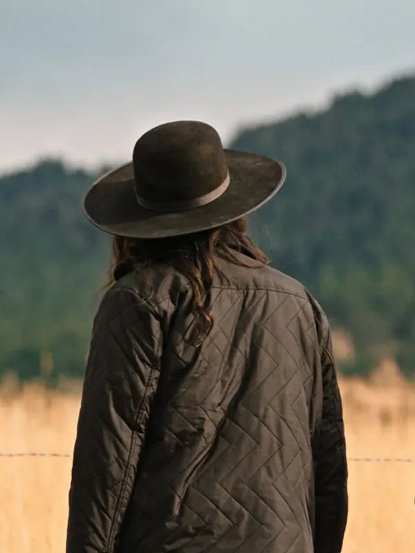 Avery Yellowstone Season 4 Black Quilted Jacket